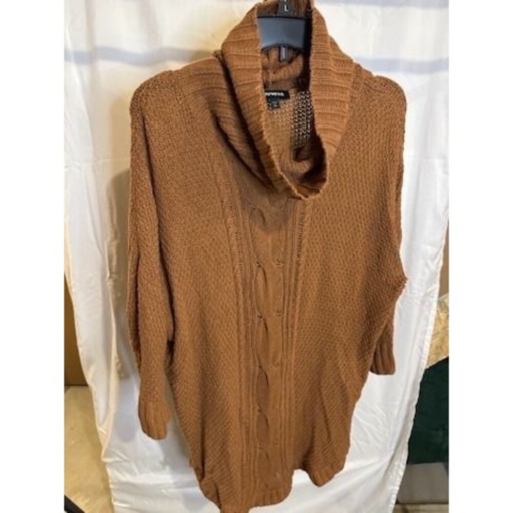 Express Brown Cowl Neck Tunic Sweater Women’s Size Large – 3/4 Sleeve Cable Knit